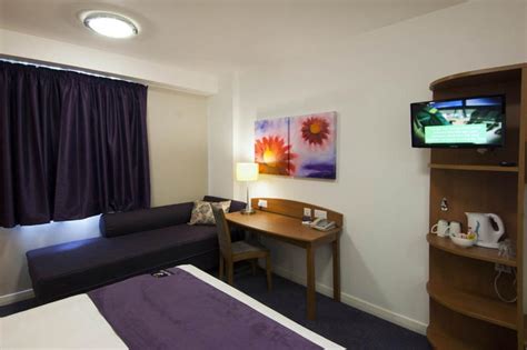 PREMIER INN NEWHAVEN • NEWHAVEN • 2⋆ UNITED KINGDOM • RATES FROM £97