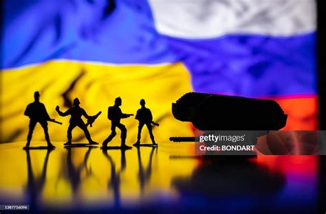 war  russia  ukraine high res stock photo getty images