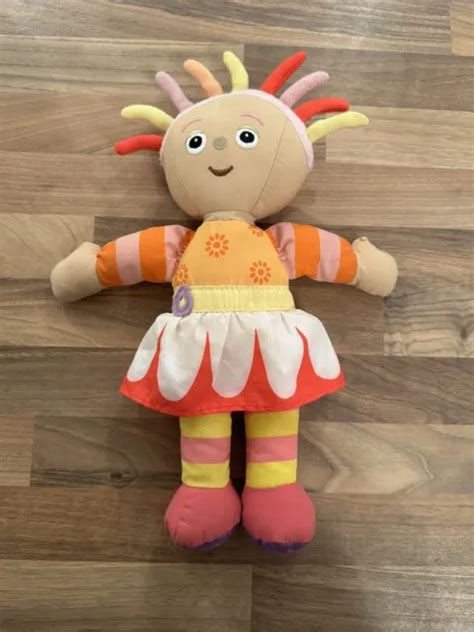 IN THE NIGHT Garden Upsy Daisy Soft Toy Plush 12 6 99 PicClick UK