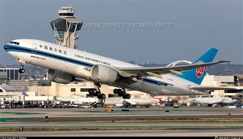 B China Southern Airlines Boeing F B Photo By Omgcat Id