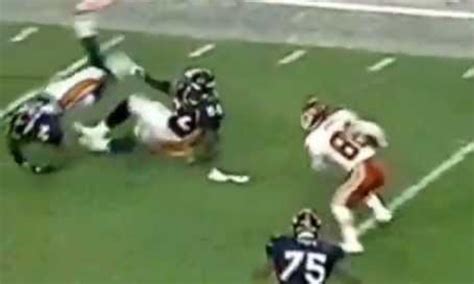 Dante Hall - The Greatest Juke In NFL History - Daily Snark