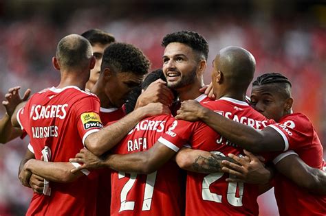 O Onze Do Benfica Frente Ao Estoril Futebol Divertido