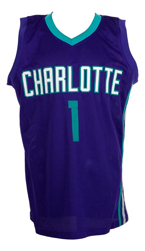 Muggsy Bogues Signed Jersey Beckett Pristine Auction