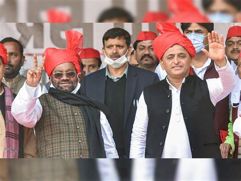 Ramcharitmanas Controversy Akhilesh Yadav May Take Action On Swami