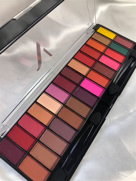 Paleta De Sombras 28 Cores Cor A Vivai 2198 1 1M Bem Mulher