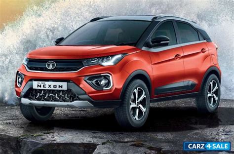 Tata Nexon 12l Xza Plus Hs Dual Tone Petrol Amt Price Specs