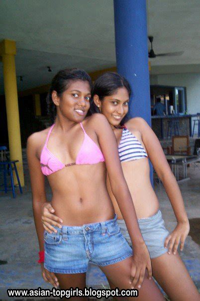 Sri Lankan Actress And Models Bank Sri Lankan Girls Enjoying In Bikini