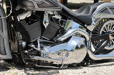 Slammed Chromed Harley Davidson Softail Deluxe Masterpiece In