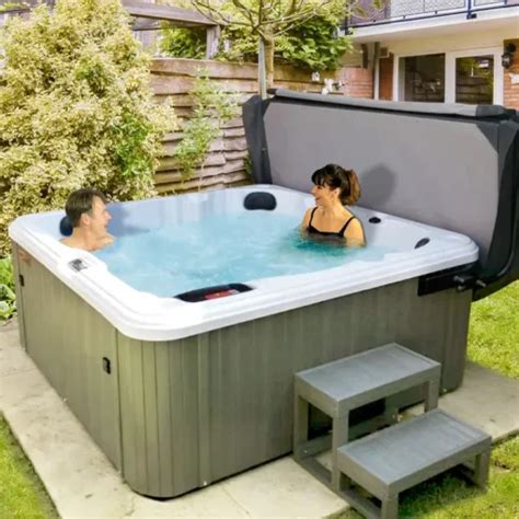 Luna Stream IV Hot Tub Hot Tub Master