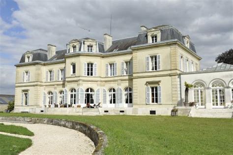 LE CHÂTEAU DES MOYEUX tarifs 2025 et 78 avis