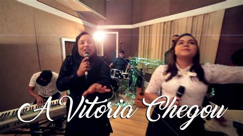 Aurelina Dourado A Vitória Chegou Clipe Oficial Youtube