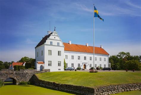 40 Best Swedish Castles, Palaces and Manor Homes (Photos)