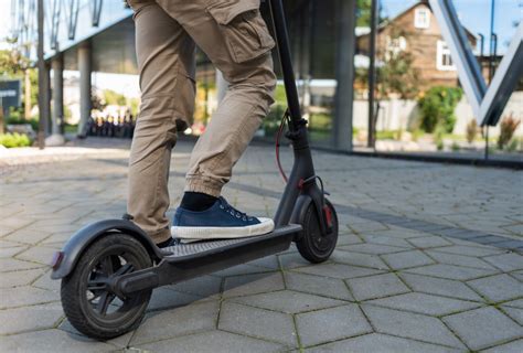 Renfe Proh Be El Acceso De Patinetes El Ctricos A Todos Sus Trenes