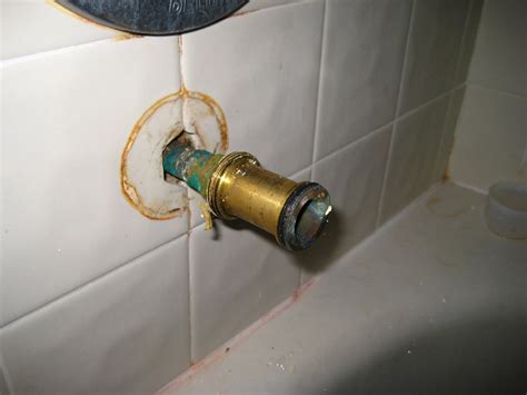 Bath-Tub-Shower-Diverter-Valve-Replacement-Guide-011