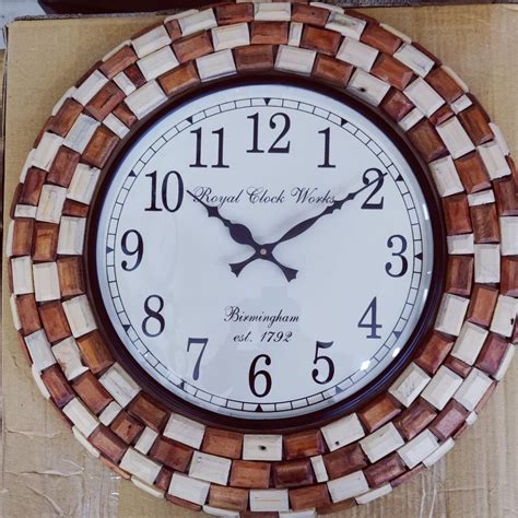 Premium Wooden Wall Clocks at Rs 2599 | Wood Clock in Vadodara | ID ...