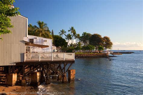 Lahaina | Maui, Hawaii | Photos by Ron Niebrugge