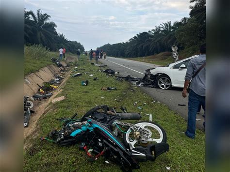 Tiga Sahabat Maut Motosikal Bertembung Kereta Kosmo Digital