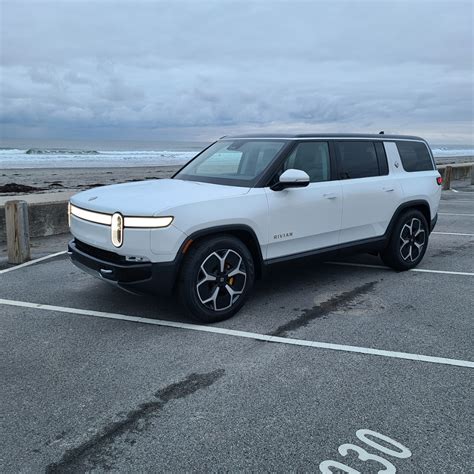 2023 Rivian R1s Launch Edition Find My Electric