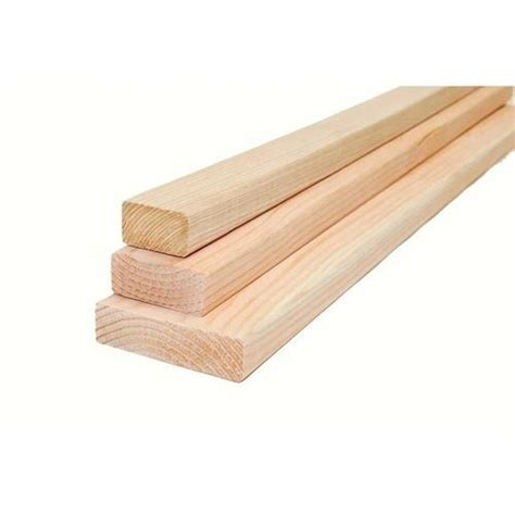 500 Kgm3 18 Mm Thick Rectangular Pine Wood Timber For Furniture Use