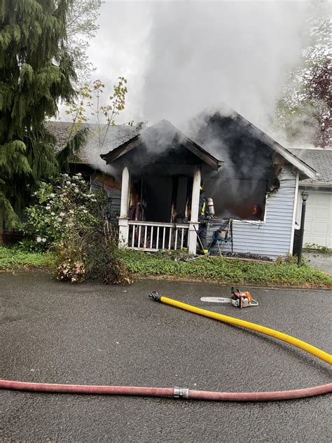 Fire destroys single-story house in Camas - The Columbian