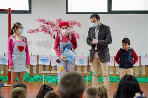 Autarquia assinala Dia do Livro Infantil Câmara Municipal da Ribeira