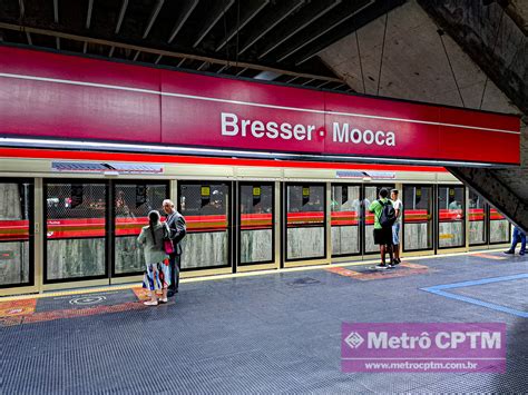 Portas de plataforma da estação Bresser Mooca Jean Carlos Metrô CPTM