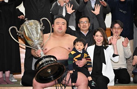 一刀両断：元横綱・大乃国が語る春場所 貴景勝は強い精神力で次の目標を 毎日新聞