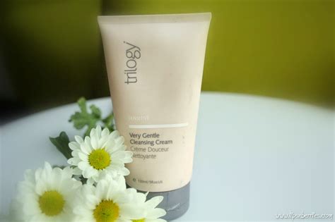 Best Cleansers For Dry Skin Vol 1 Trilogy Very Gentle Cleansing Cream Lips N Berries