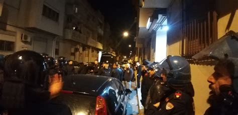 Terrasini In Piazza Per Lomicidio Il Video Dopo Il Fermo Tensione