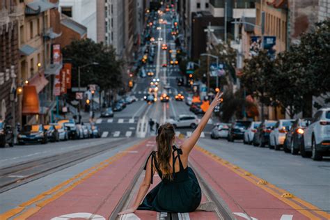 Sitting Poses for Photos: How to Pose Sitting Down - Dana Berez