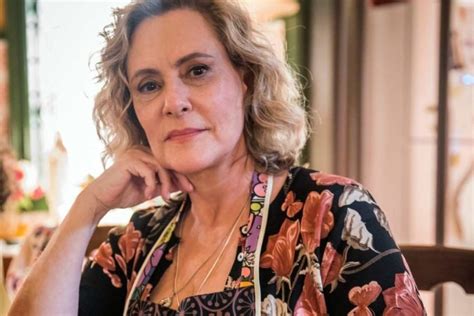 Após 47 Anos Elizabeth Savalla Deixará A Globo Segundo Colunista