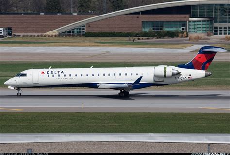 Bombardier CRJ-700 (CL-600-2C10) - Delta Connection (GoJet Airlines ...