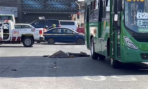 Muere Una Mujer Atropellada Por Transporte P Blico En Avenida Base Rea