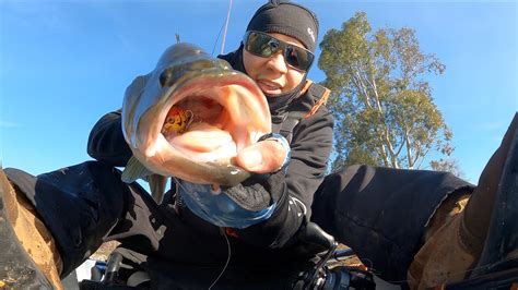 WINTER CRANKBAIT FISHING FOR BIG BASS YouTube