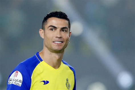 Cristiano Ronaldo waits for Al Nassr debut - TrendRadars