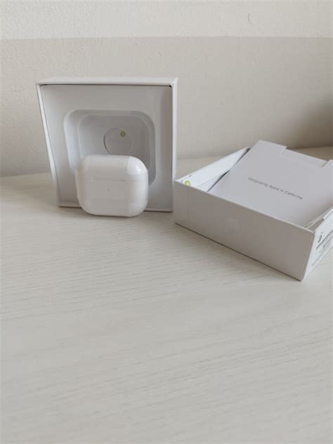 Apple Airpods A Generazione Cuffie Bluetooth Senza Fili Bianche Ebay