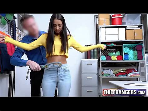 Latina Teen Thief Suspect Pays With Pussy For Her Freedom XVIDEOS