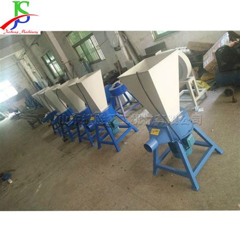 Cushion Sofa Production Efficient Sponge Foam Crushing Machine China