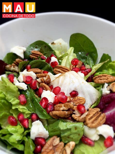 Mau Cocina De Todo Ensalada Con Granada Queso De Cabra Y Nuez