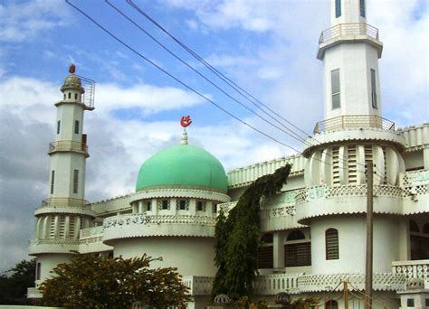 AHMADIYYA MOSQUE: Ahmadiyya Central Mosque - Kumasi Ghana