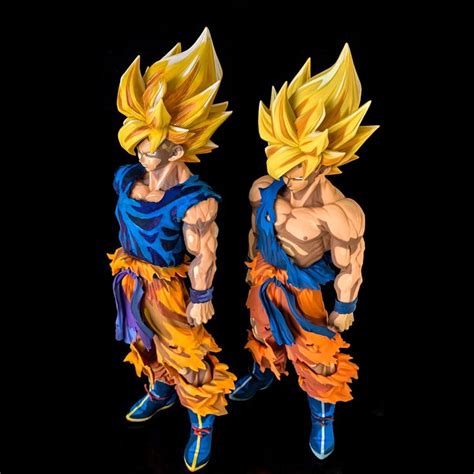 Goku Ssj Super Saiyan Manga Version Anime Version Two Dimension