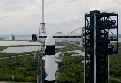 SpaceX suspends Falcon 9 launches after another upper-stage anomaly ...