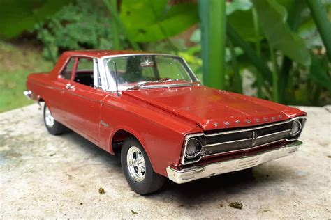 1965 Plymouth Belvedere Plastic Model Car Kit 125 Scale 1218