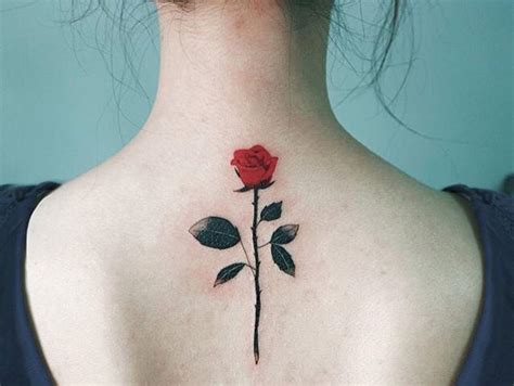 Tatuaje: Flor Rosa - Tatuajes para Mujeres