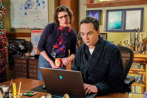 First look at Mayim Bialik and Jim Parsons in 'Young Sheldon' finale