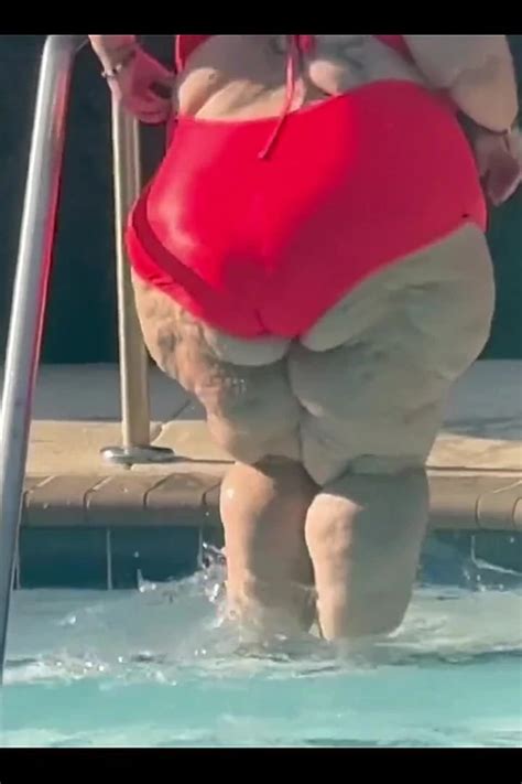 Stacxxxs Present Sexy Ssbbbw Cece Amateur Porn Feat SSBBW CRCE By FapHouse XHamster