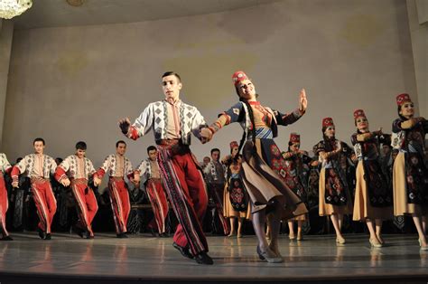 armenia2012: Armenian Traditional Dance