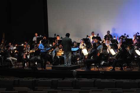 Orquestra Sinf Nica Faz Concerto Em Homenagem Ao Dia Internacional Da