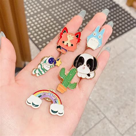 Top Fashion Cute Anime Blank Pin Soft Hard Enamel Metal Craft Lapel