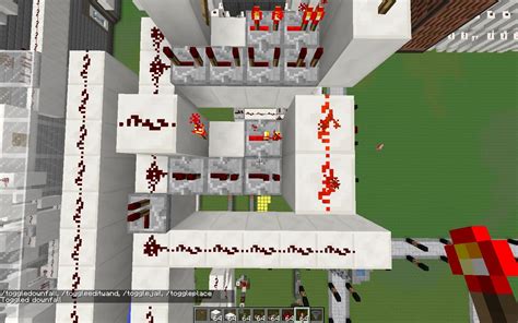 minecraft - Redstone circuit that activates on short pulse and does not ...